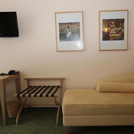 Lindemann Hotel ฮิลเดสไฮม์ ภายนอก รูปภาพ