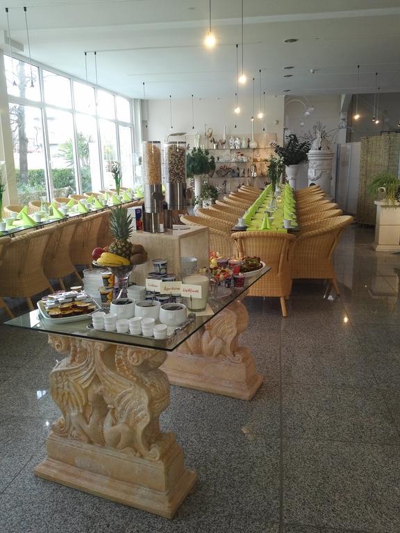 Lindemann Hotel ฮิลเดสไฮม์ ภายนอก รูปภาพ